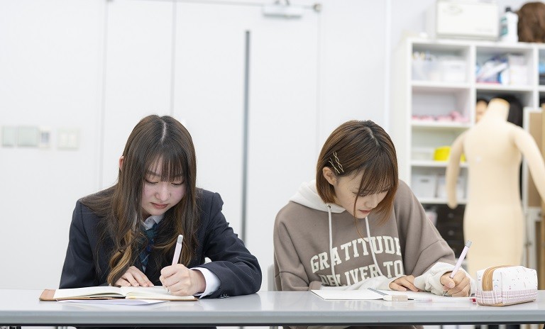 好きをきっかけに学校に通える！趣味からはじめて専門就職も目指せる！
