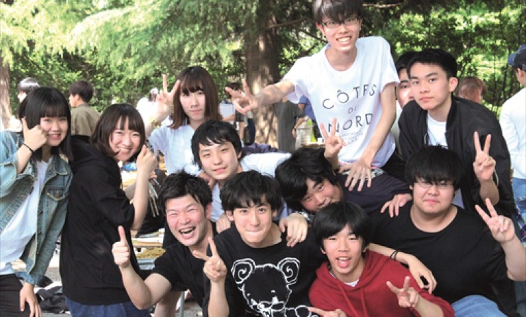 参加自由！友達と一緒に学校行事に参加して思い出をたくさん作ろう！